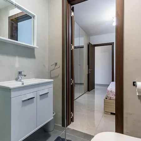 Apartman Bright & Spacious *