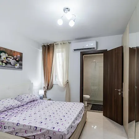 Bright & Spacious Apartment Sliema